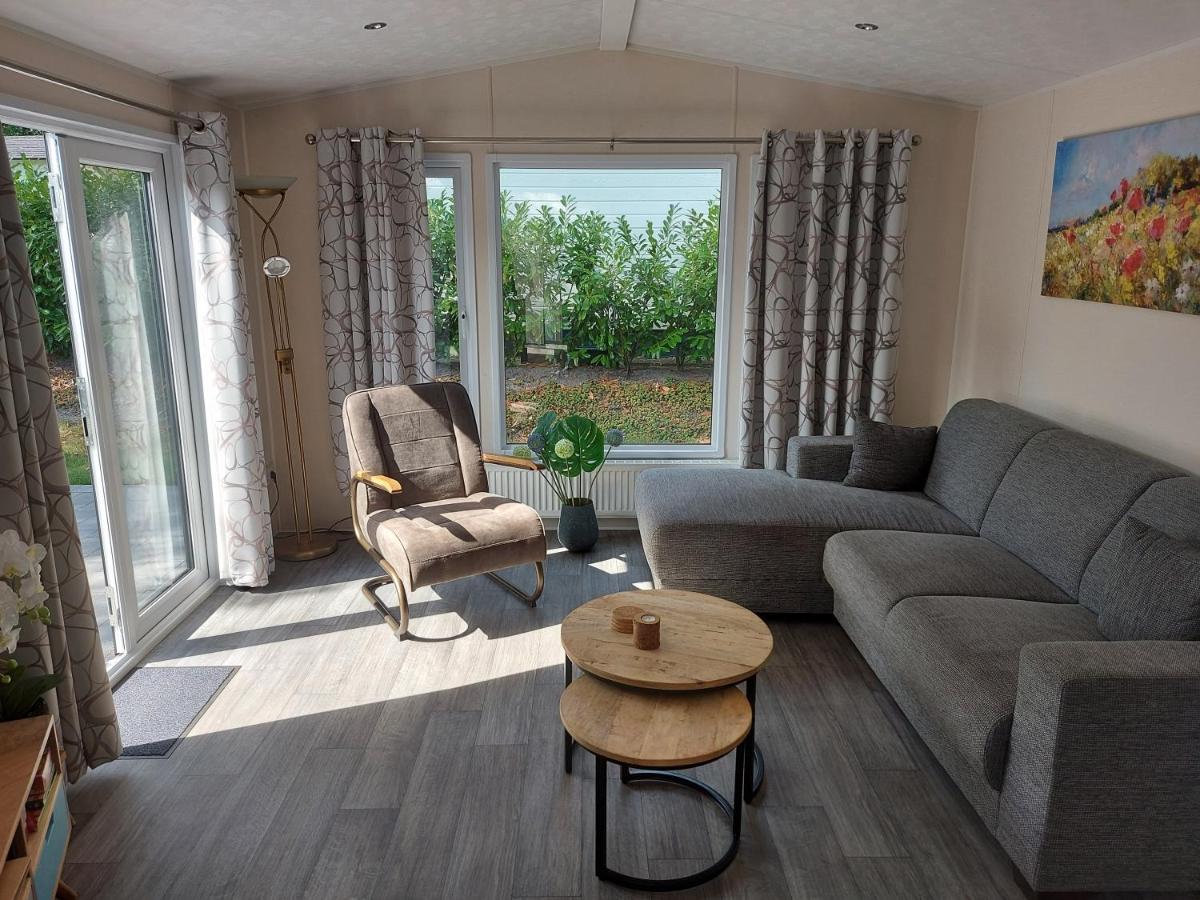Chalet Wanama. Gelegen Op Het Vakantiepark Het Lierderholt Op De Veluwe. Villa Beekbergen Kültér fotó